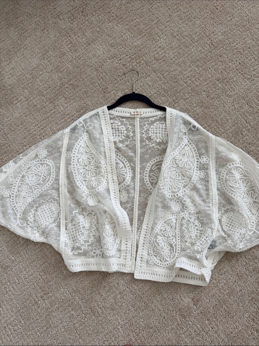 POL White Sheer Embroidered Paisley Kimono Jacket